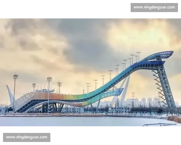 冰雪巅峰对决：滑雪决赛激烈赛场全景展现